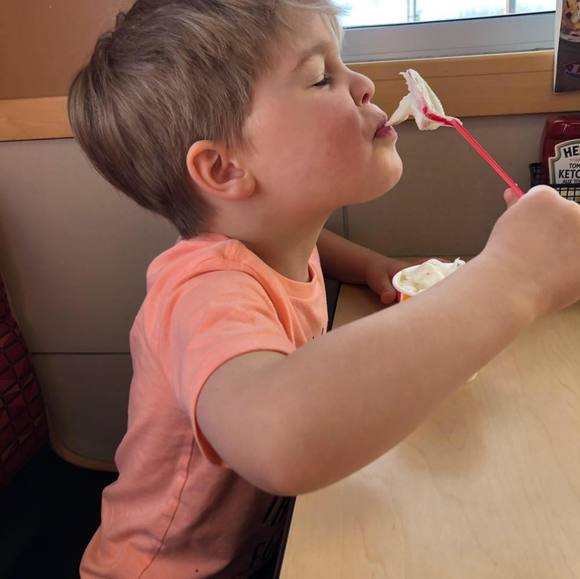 Meet your Posher, Emily adam - Picture 1 of 1